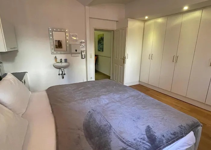 Apartment Skyvilla - Gartenwohnung Vienna
